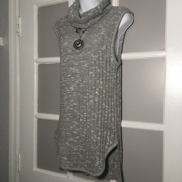 MIAMI TURTLENECK TANK TOP - Picture 5 of 8